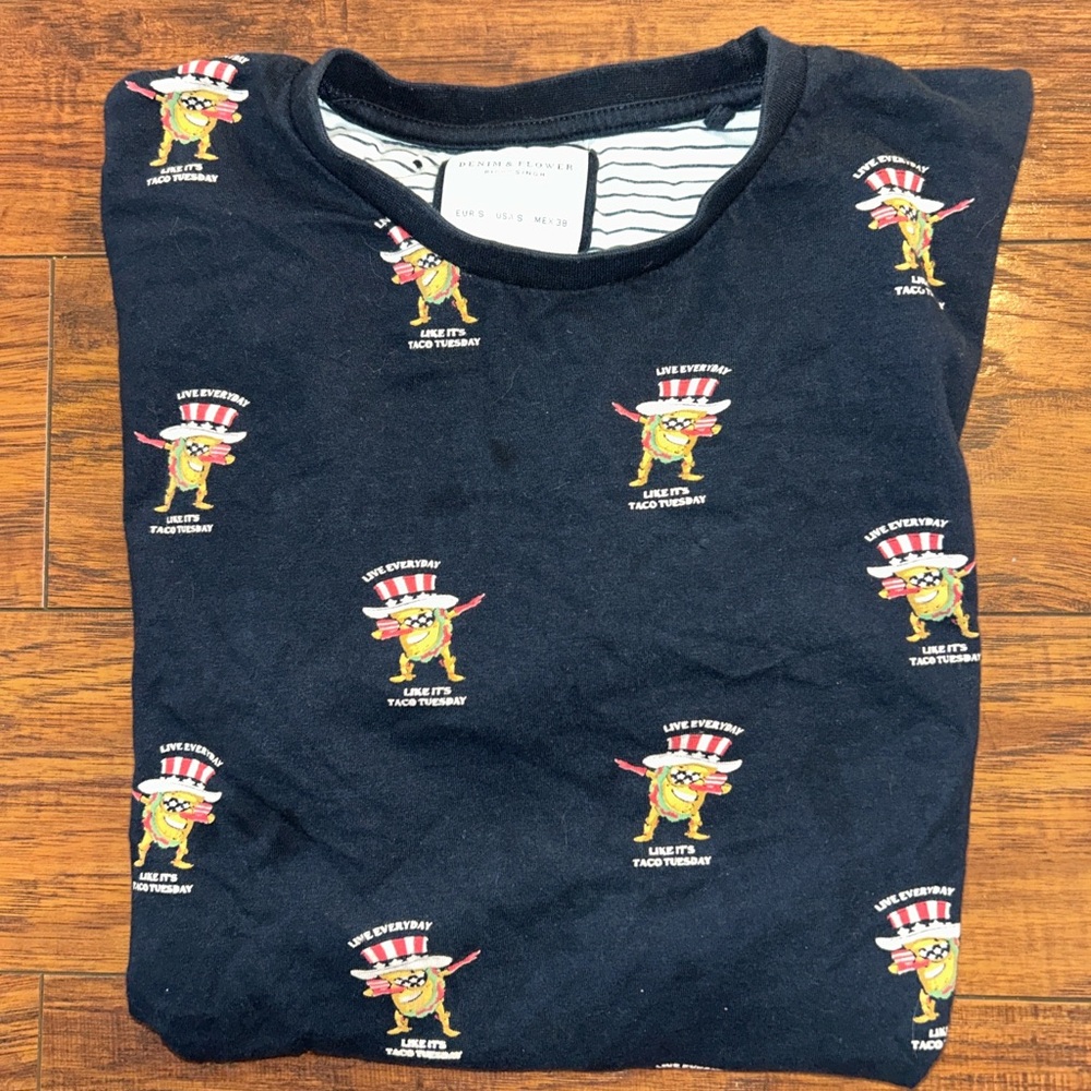 Denim & Flower Taco Tuesday Graphic Tee 🇺🇸 Patriotic Print Men’s Small Black